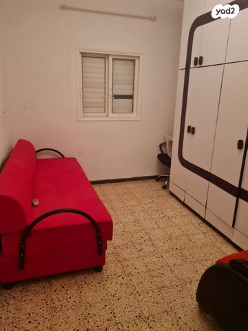 דירה, מקס נורדאו, בת ים