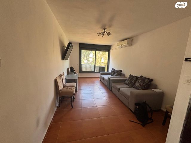 שדרות דגניה 15