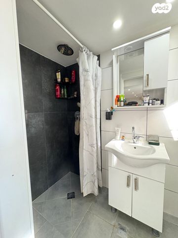 דירה, אבולעפיה 6, גבעת הרצל, אזור המלאכה יפו, תל אביב יפו