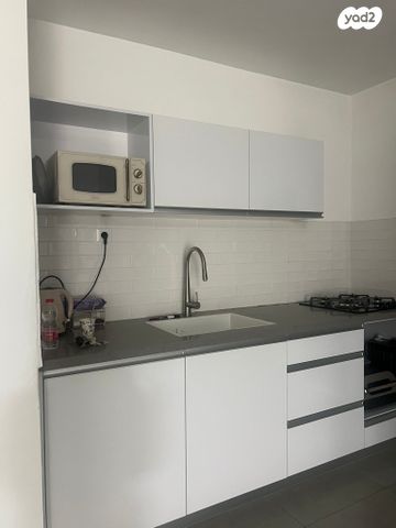 דירה, המצביאים, נאות יצחק, לוד