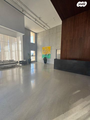 המלאך בלבן 7