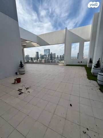 גג/ פנטהאוז, שכונת גפן, רמת גן