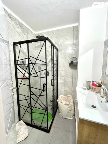 דירת גן, הנחלים, הנחלים, מעלה אדומים