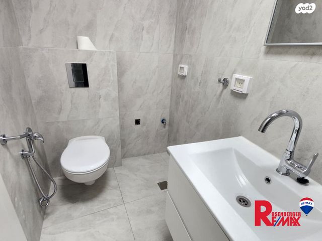 דירה, אבן סינא 68, עג'מי, גבעת העליה, תל אביב יפו