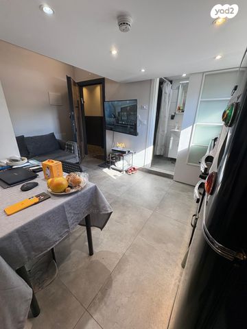 דירה, אבולעפיה 6, גבעת הרצל, אזור המלאכה יפו, תל אביב יפו