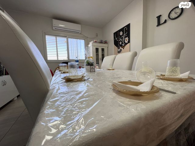 גג/ פנטהאוז, שכונה ותיקה - מרכז העיר, מעלות תרשיחא