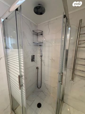 דירה, רציף הרברט סמואל, כרם התימנים, תל אביב יפו