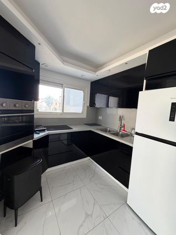 דירה, רציף הרברט סמואל, כרם התימנים, תל אביב יפו