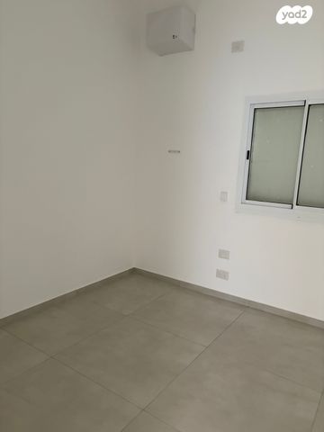 דירה, מרום נווה, רמת יצחק, רמת גן