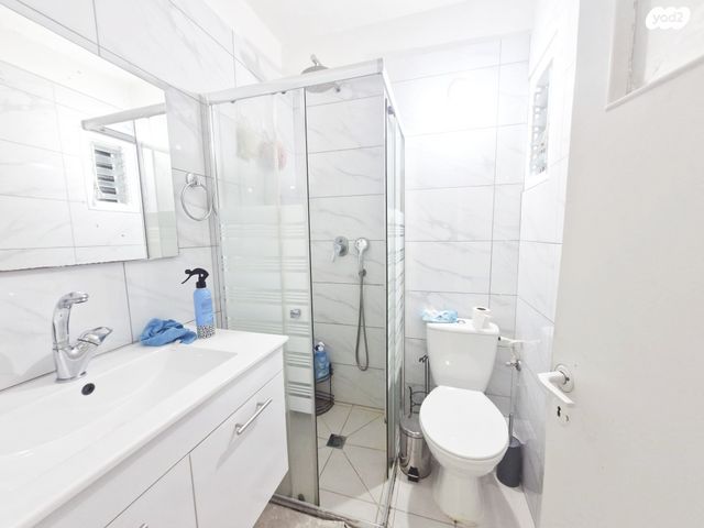 דירה, מעפילי אגוז 9, נווה חן, תל אביב יפו