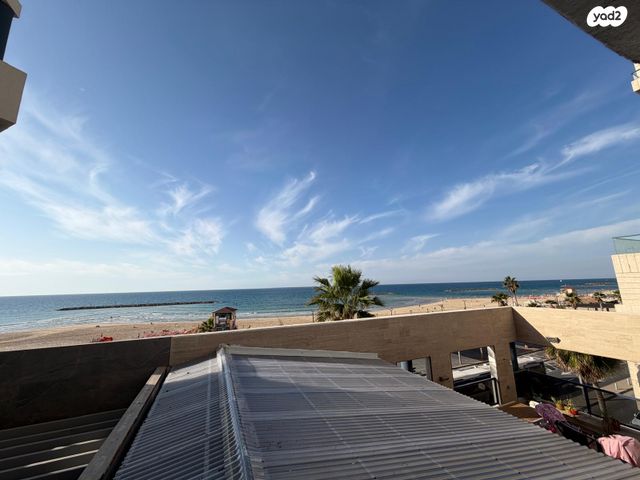 דירה, רציף הרברט סמואל, כרם התימנים, תל אביב יפו