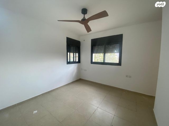 דירה, הצנחנים, מגדיאל, הוד השרון