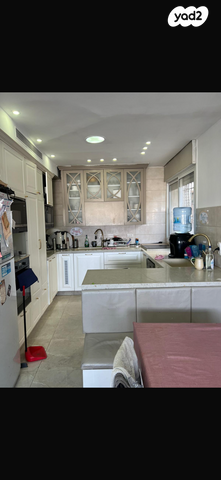 דירה, יוסף חכמי, בית וגן, ירושלים