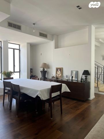 בית פרטי/ קוטג', רמב"ם, מרכז דרום, רעננה