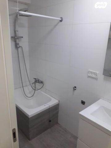 דירה, אברהם שטרן, קרית היובל, ירושלים