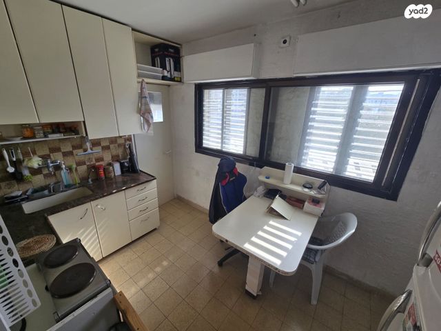 דירה, יציאת אירופה תש"ז 5, קרית שפרינצק, חיפה