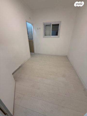 דירה, השיקמה 22, דרום מערב ותיק, בת ים