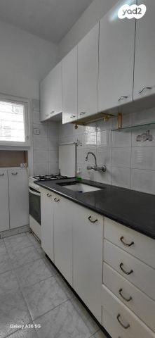 דירה, כצנלסון, פועלי הרכבת, גבעתיים