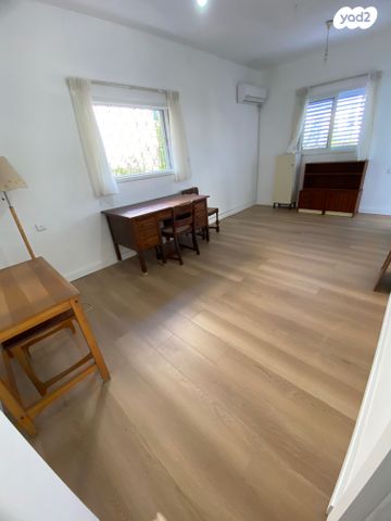 דירה, ריינס, ארלוזורוב, גבעתיים