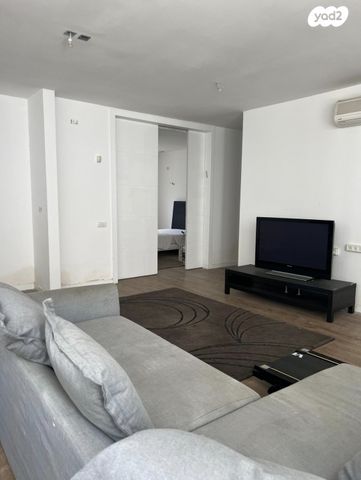 בית פרטי/ קוטג', רמב"ם, מרכז דרום, רעננה