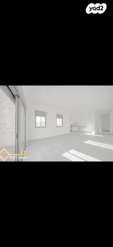 גג/ פנטהאוז, רפיח ים, נתיבות מערב, נתיבות