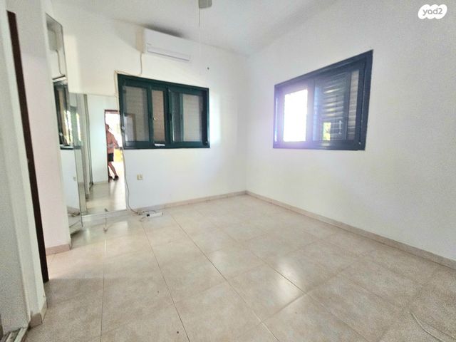 בית פרטי/ קוטג', רינתיה, רינתיה