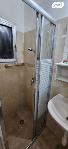 דירה, יהושע רבינוביץ 39, בן גוריון, חולון