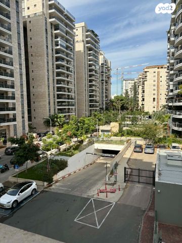 דירה, הכלנית 11, המרכז, קרית אונו