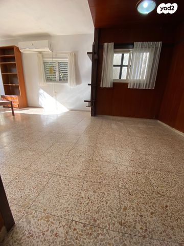 דירה, ריינס, ארלוזורוב, גבעתיים