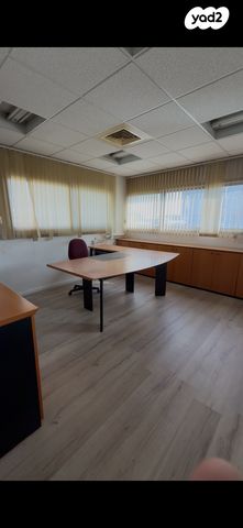 משרדים, יהוד מונוסון