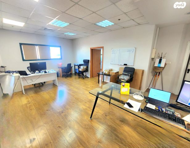 משרדים, פארק תעשיות השרון, קדימה צורן