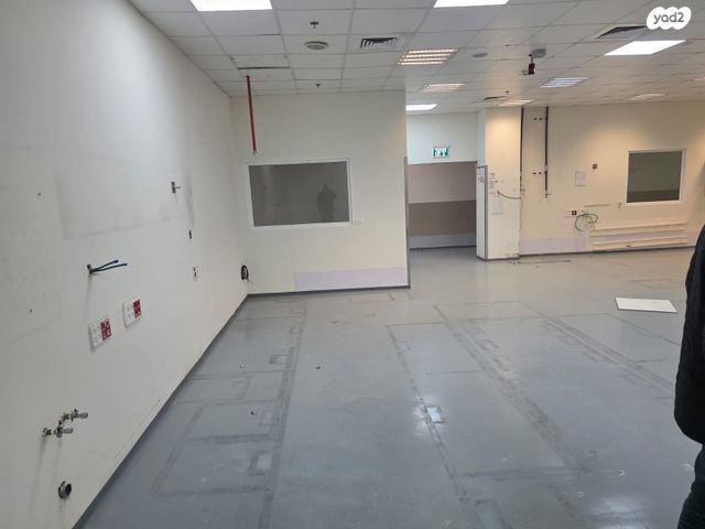 מבני תעשיה, 99, שאר העיר, קרית שמונה