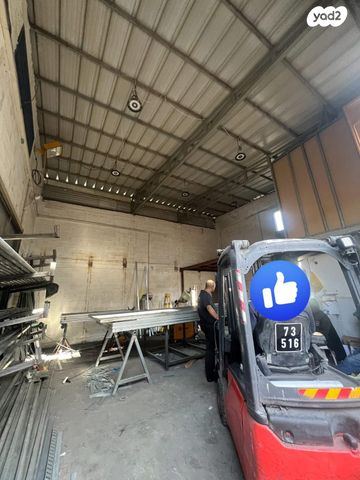 מבני תעשיה, אזור תעשיה מפרץ, חיפה