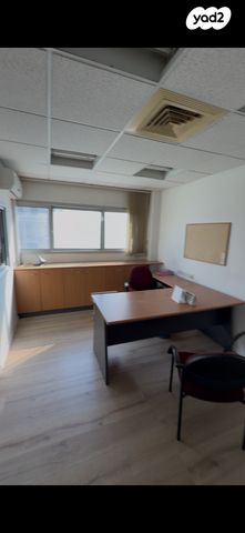 משרדים, יהוד מונוסון