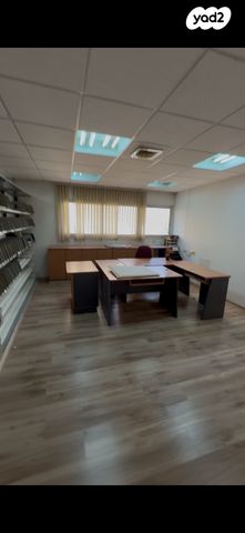 משרדים, יהוד מונוסון