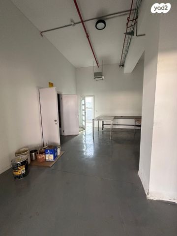 חנויות/ שטח מסחרי, מגדל העמק