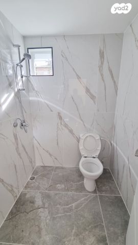 משרדים, הרצל, שכונת בן גוריון, מרכז העיר ג', רמת גן