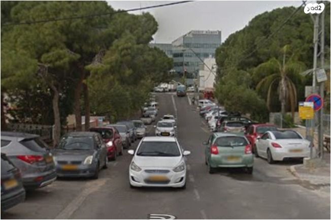 חנויות/ שטח מסחרי, מרכז הכרמל, חיפה