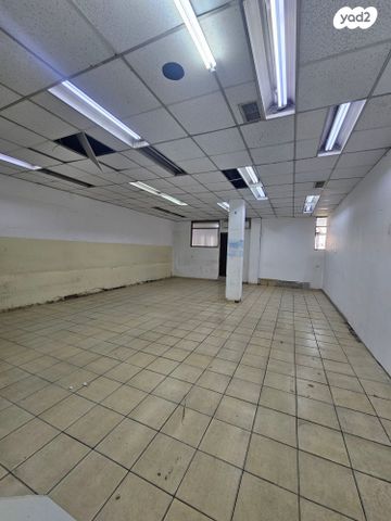 רוממה אזור התעשיה