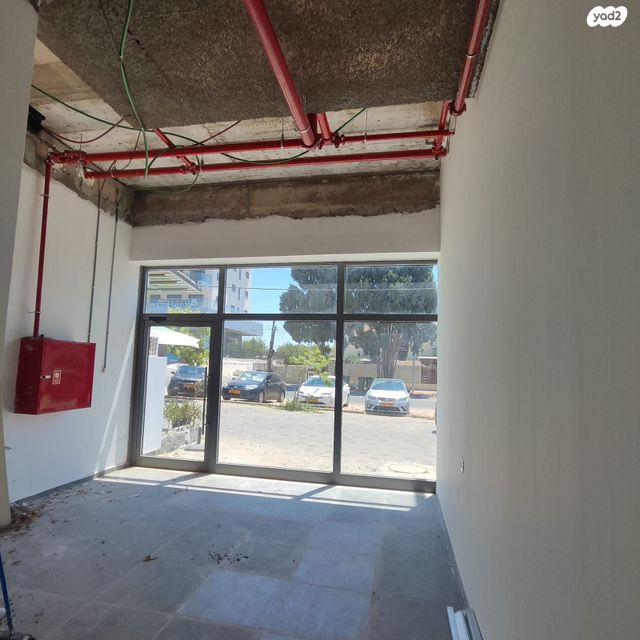 חנויות/ שטח מסחרי, פרדס חנה כרכור