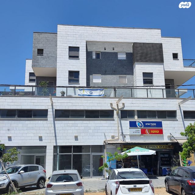 חנויות/ שטח מסחרי, פרדס חנה כרכור