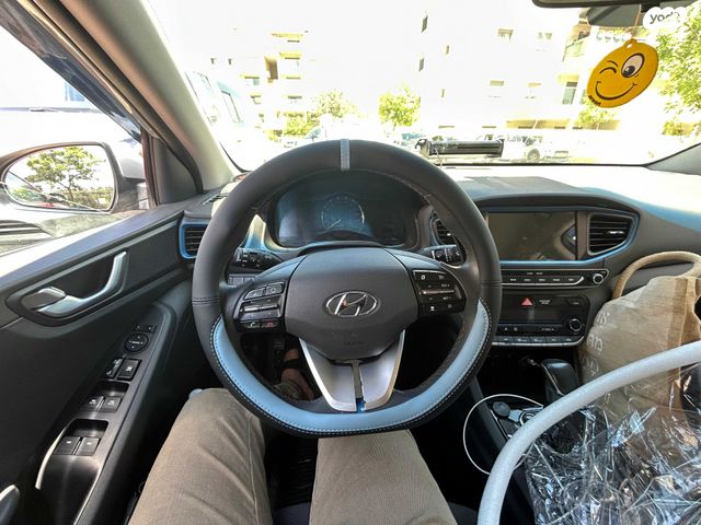 יונדאי איוניק