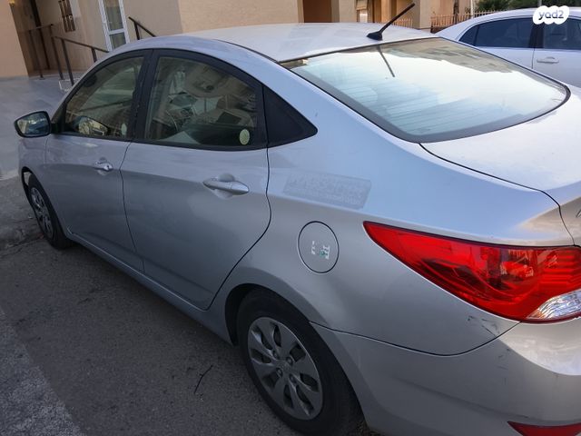 יונדאי אקסנט i25