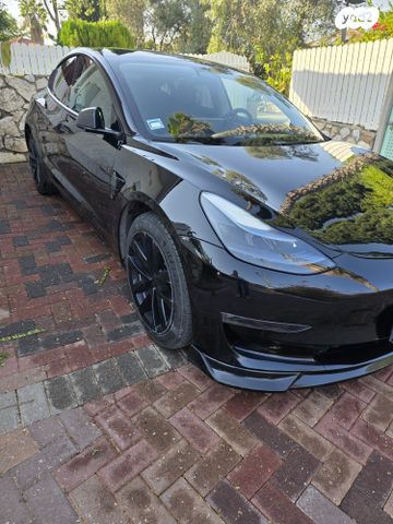 טסלה מודל 3