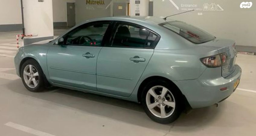 מודעת רכב מאזדה 3