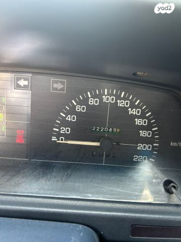 סובארו לאונה