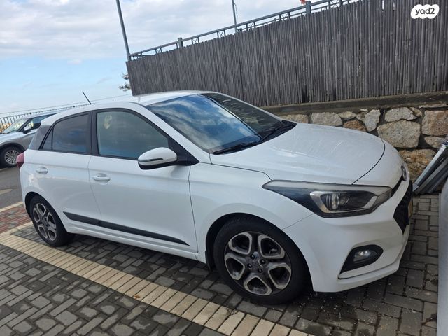 מודעת רכב יונדאי i20