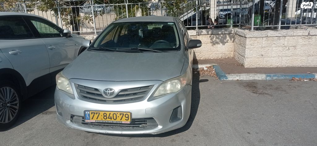 מודעת רכב טויוטה קורולה