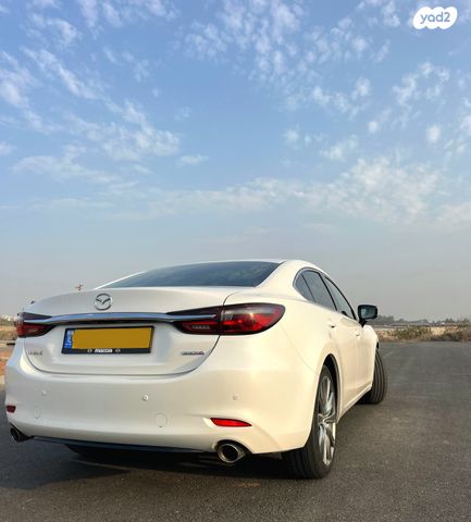 מאזדה 6