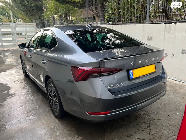 סקודה אוקטביה